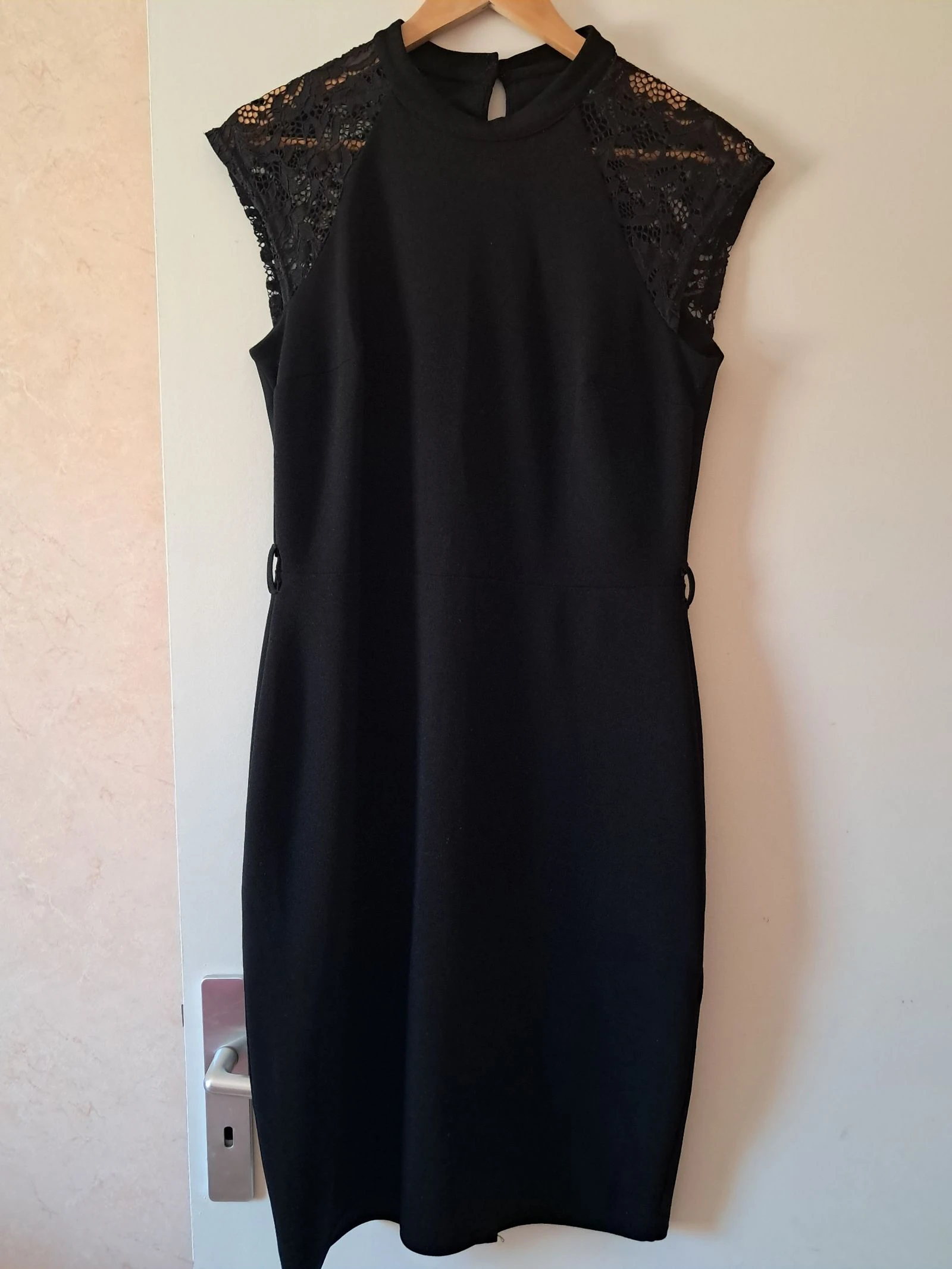 Vestido Morgan preto de renda – Tamanho 42 – photo 3